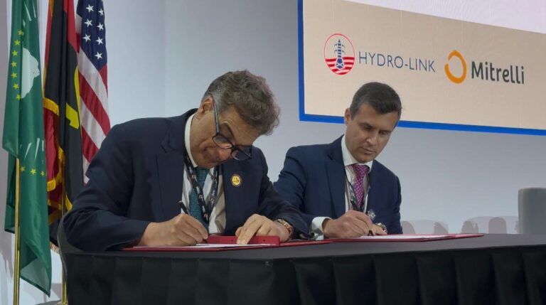 Paul Hinks, Chairman and CEO, HYDRO-LINK and Rodrigo Manso, CEO Mitrelli