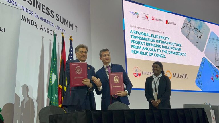 Paul Hinks, Chairman and CEO, HYDRO-LINK and Rodrigo Manso, CEO Mitrelli